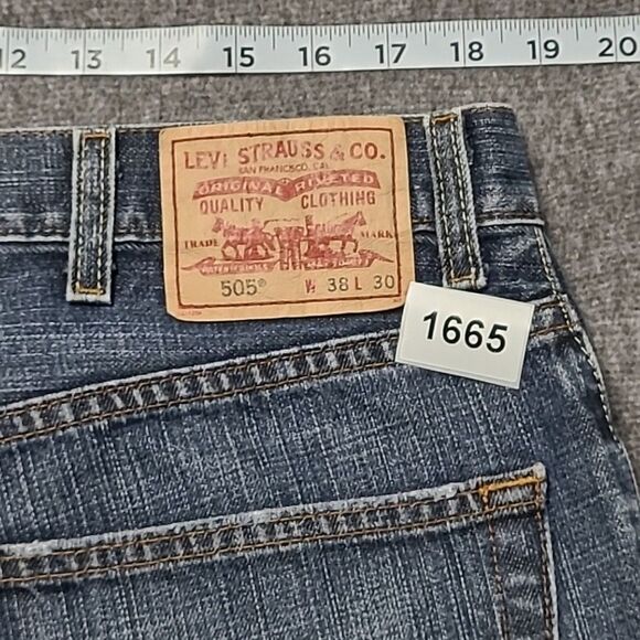 Levi’s 505 Regular Fit Men’s Jeans 38x30 Blue Denim Straight Leg USA Classic - Picture 8 of 8